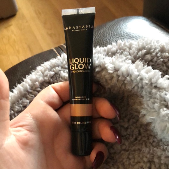 Sold - Picture 1 of 2